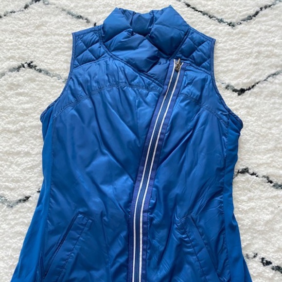 Lululemon Reversible Vest Size 6 - Picture 2 of 4
